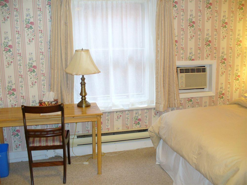 Albert House Inn Ottawa Exterior photo