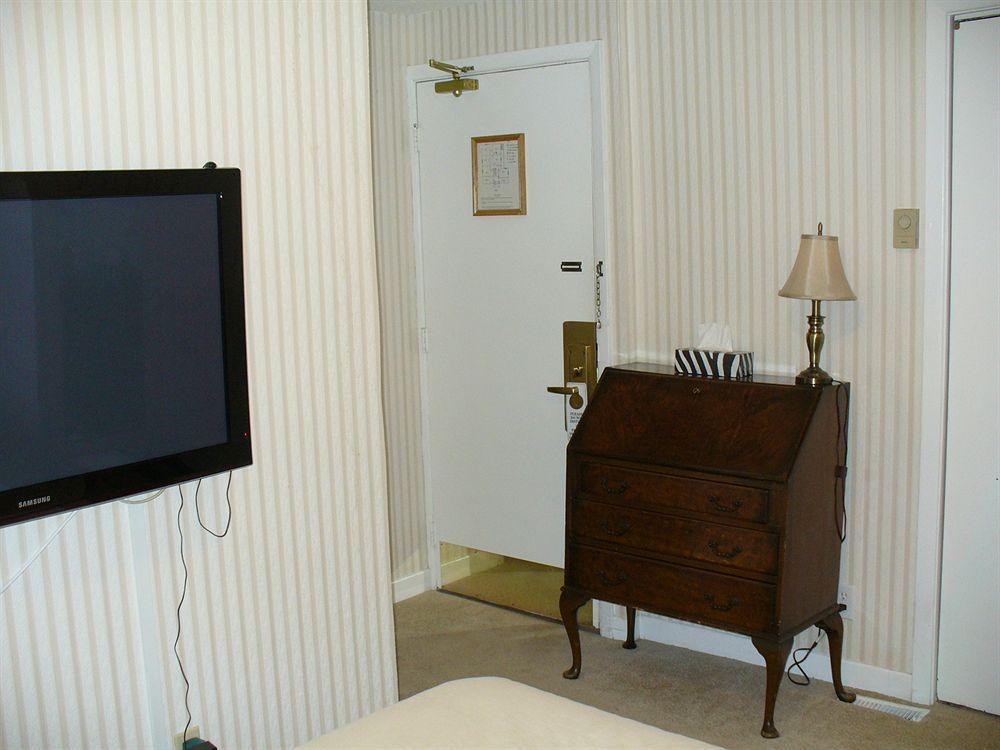 Albert House Inn Ottawa Exterior photo