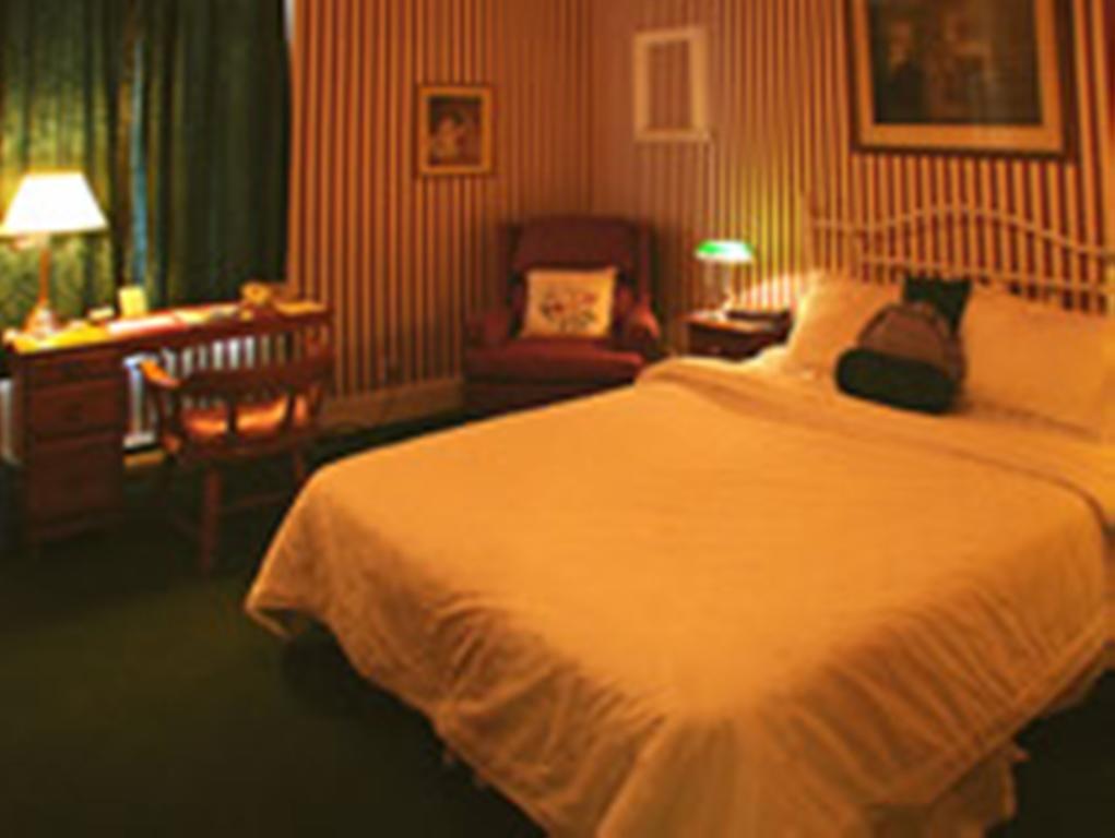 Albert House Inn Ottawa Exterior photo