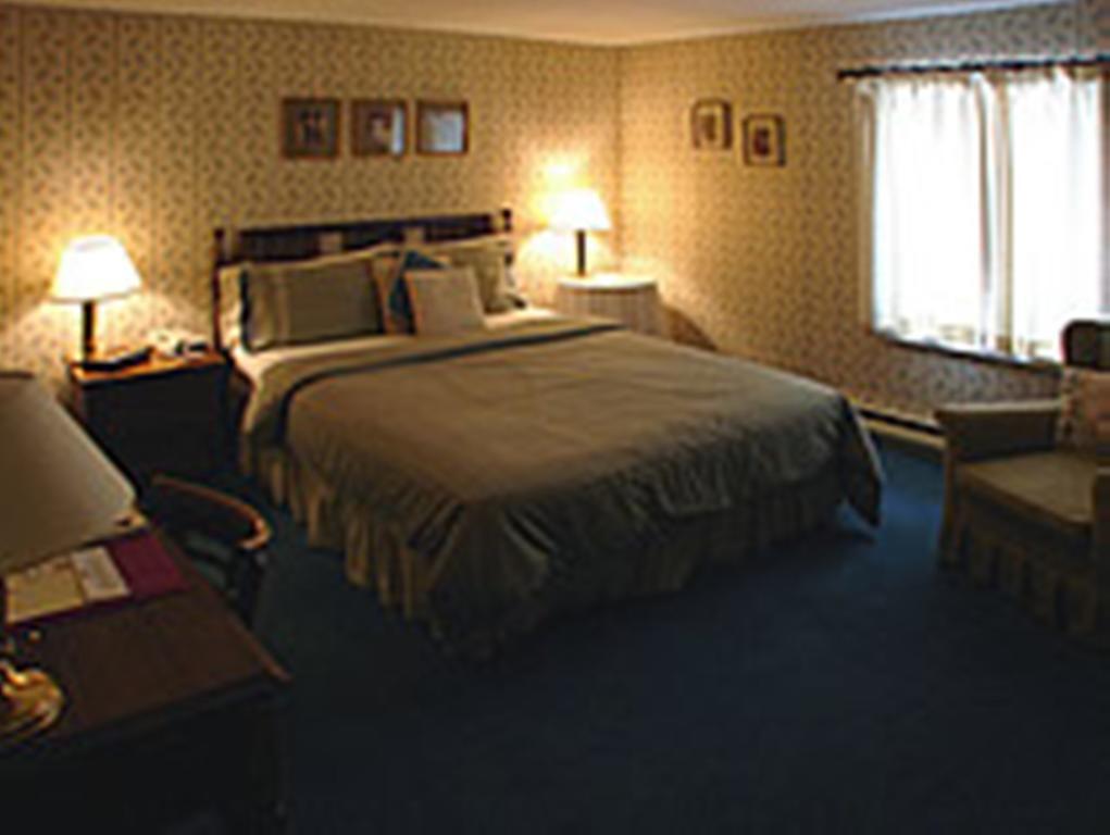Albert House Inn Ottawa Room photo